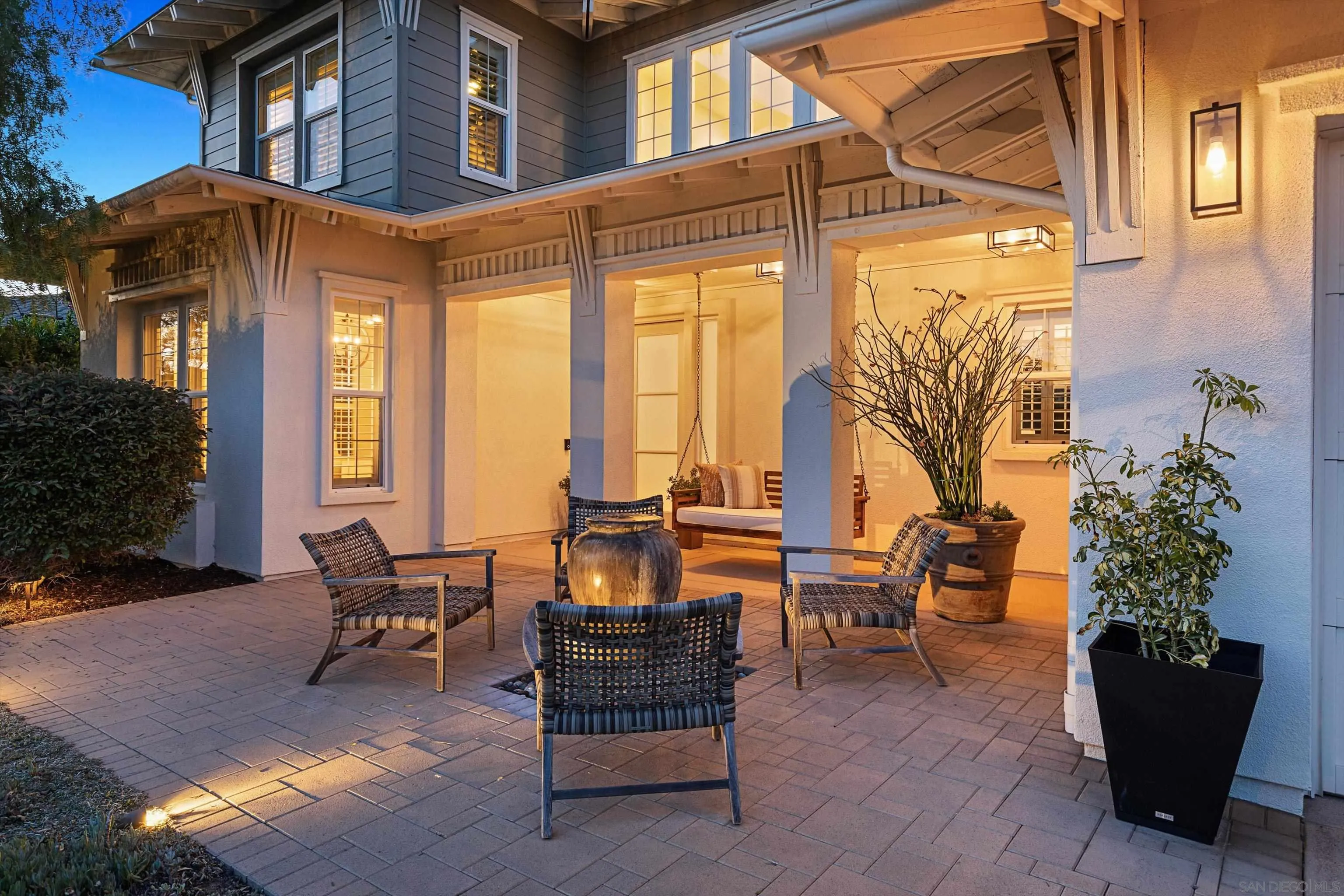 https://cdn.realtyfeed.com/cdn/127/260008734/0a988138169fc8cf75109114a4f54700.webp