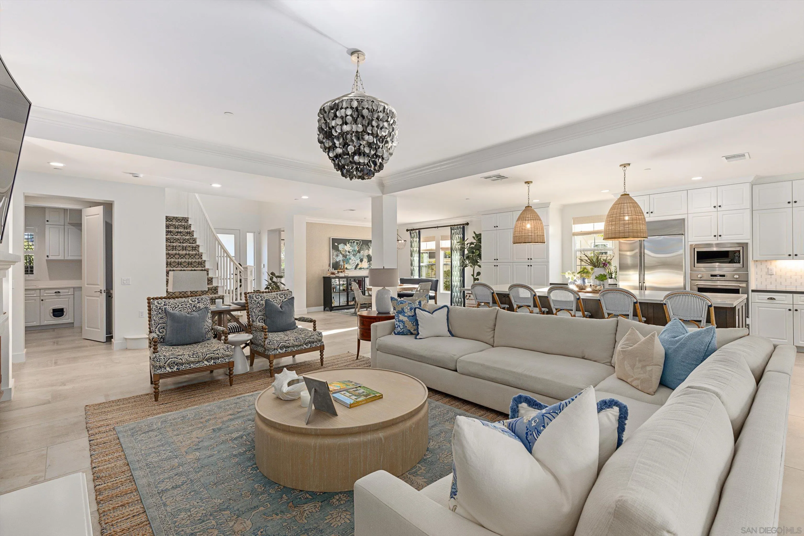 https://cdn.realtyfeed.com/cdn/127/260008734/f4e504210b997489b14c5b72110e720a.webp