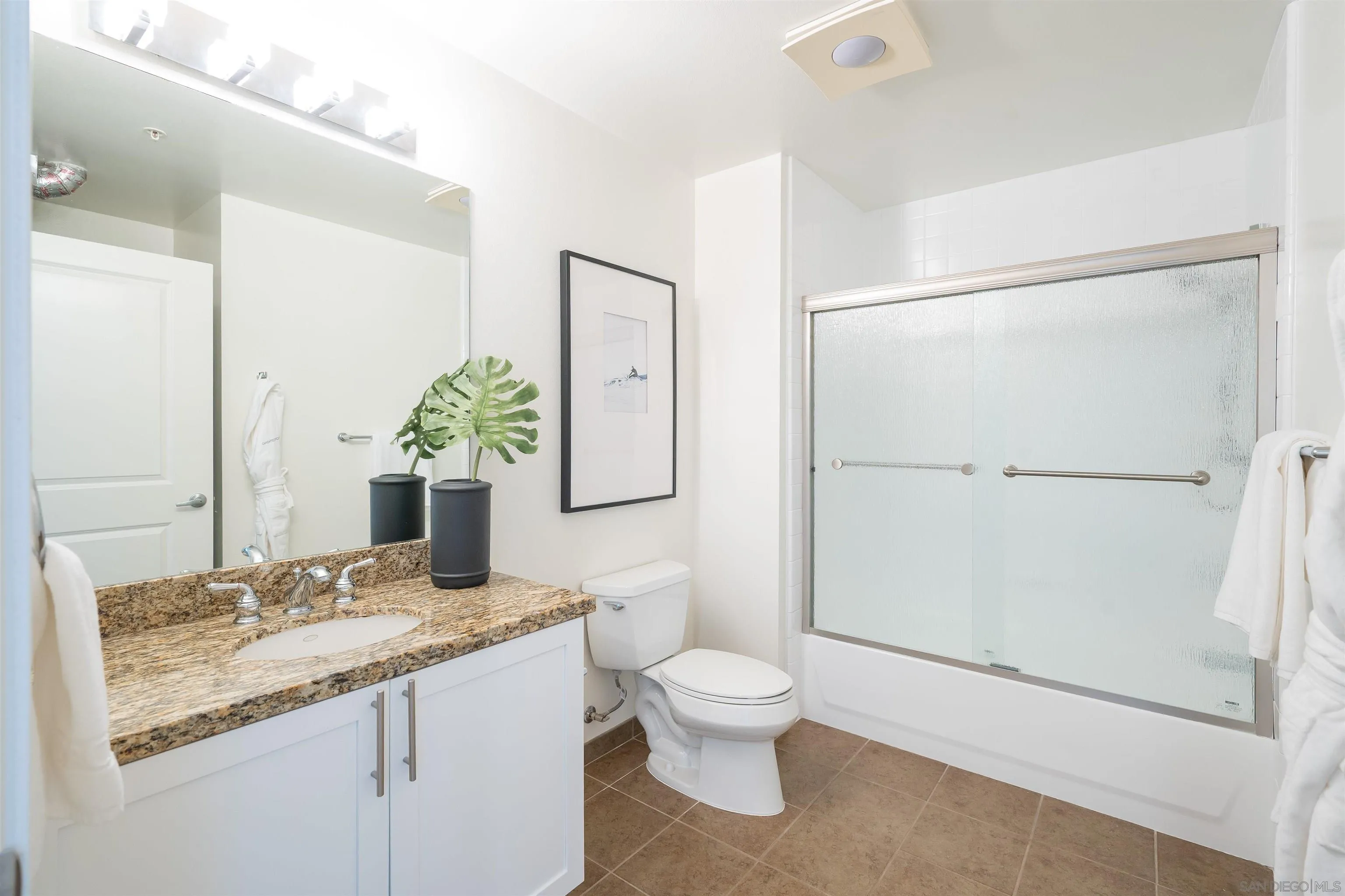 Photo #36: 260008736 Listing: Photo #36