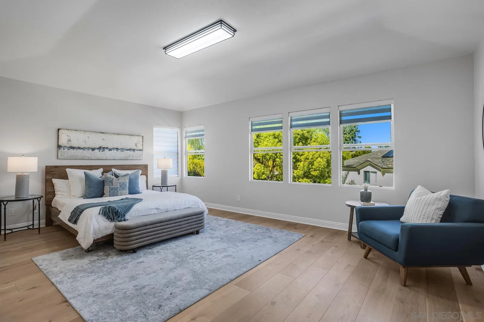 https://cdn.realtyfeed.com/cdn/127/260008747/403f5e15263bc46a24c5db14346b2049.webp