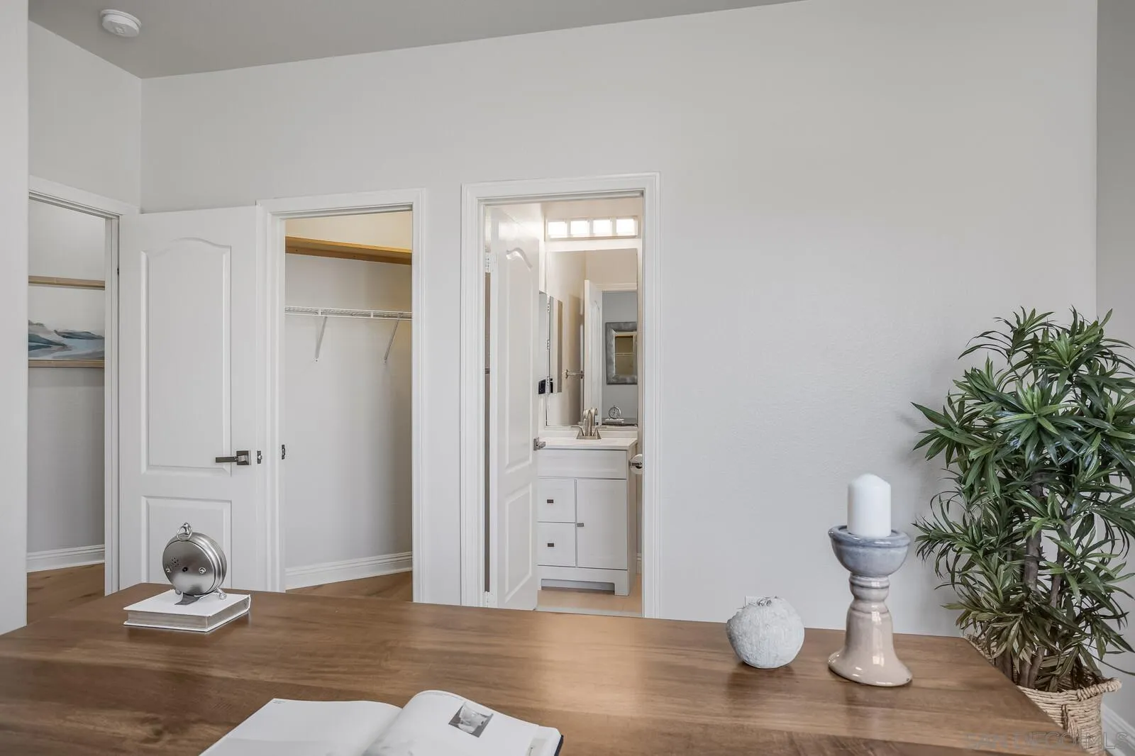 https://cdn.realtyfeed.com/cdn/127/260008747/45c53293c12ad2f594f640d1bbad621c.webp