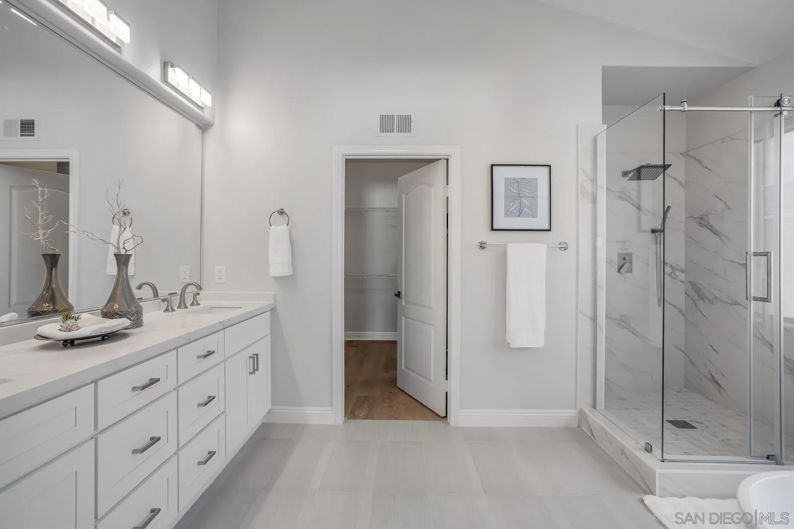 https://cdn.realtyfeed.com/cdn/127/260008747/9d9008f9599cc96b67e3d2e4fe804c10.webp