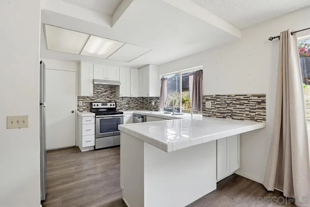 https://cdn.realtyfeed.com/cdn/127/260008752/0001d7b6f72ebc2f29d5a1837aa4598b.webp