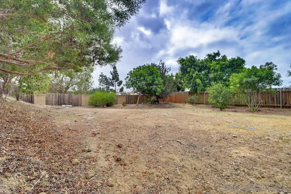 https://cdn.realtyfeed.com/cdn/127/260008752/52b695d53c741705942da0a231437378.webp