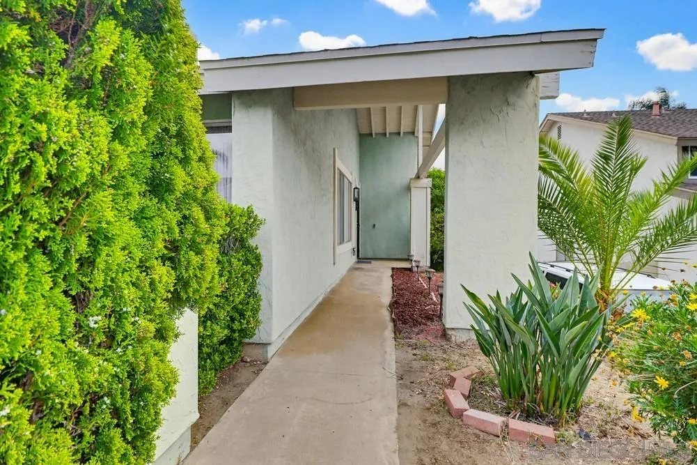 https://cdn.realtyfeed.com/cdn/127/260008752/a9376905d485b08510dfee0714daf7cc.webp