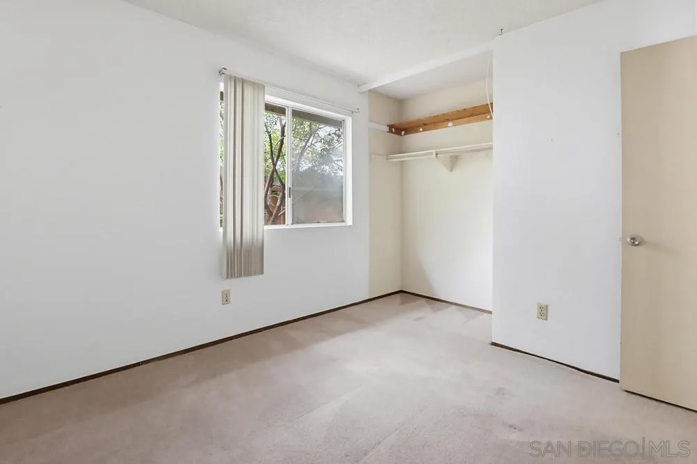 https://cdn.realtyfeed.com/cdn/127/260008752/b23f1771d066b6668a653228cf193815.webp
