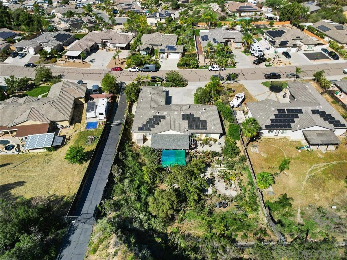 https://cdn.realtyfeed.com/cdn/127/260008757/29e676125c29c11165a1bc2cc6ebdca1.webp