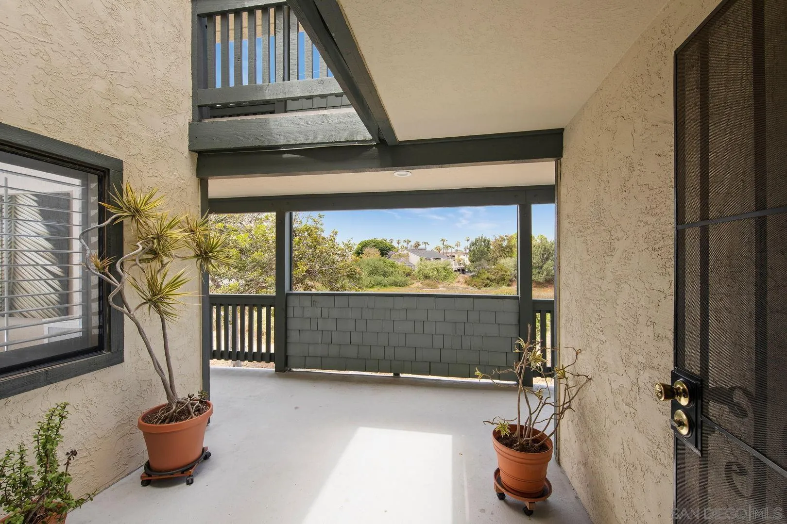 Photo #3: 260008761 Listing: Photo #3