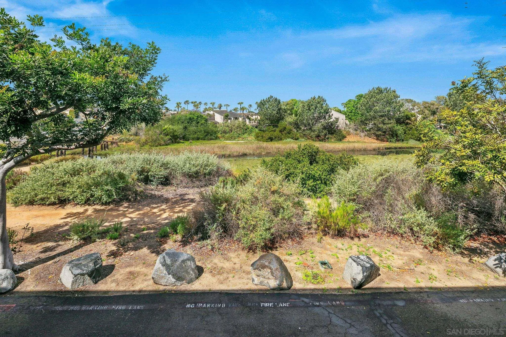 Photo #33: 260008761 Listing: Photo #33