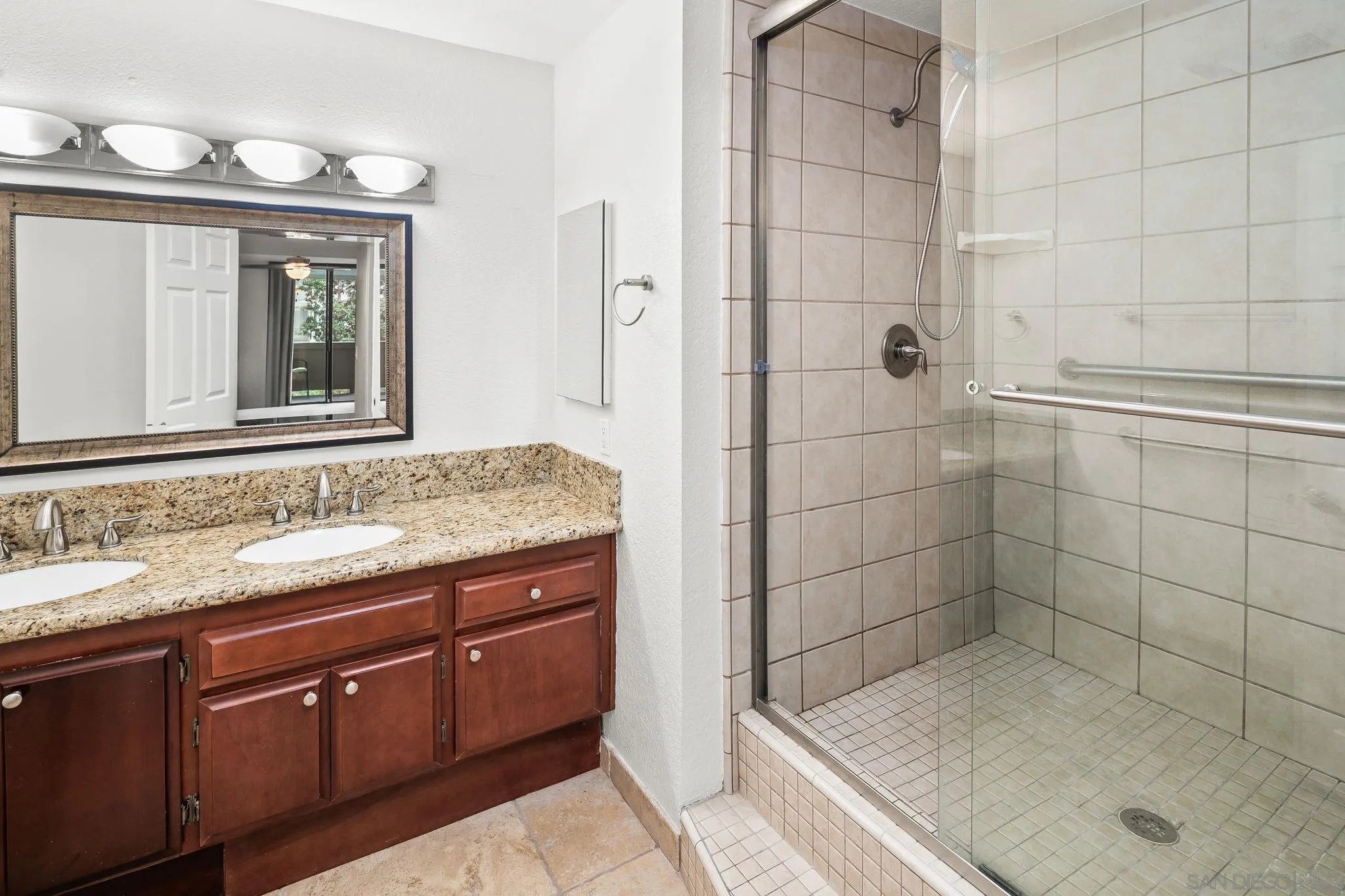 Photo #25: 260008761 Listing: Photo #25
