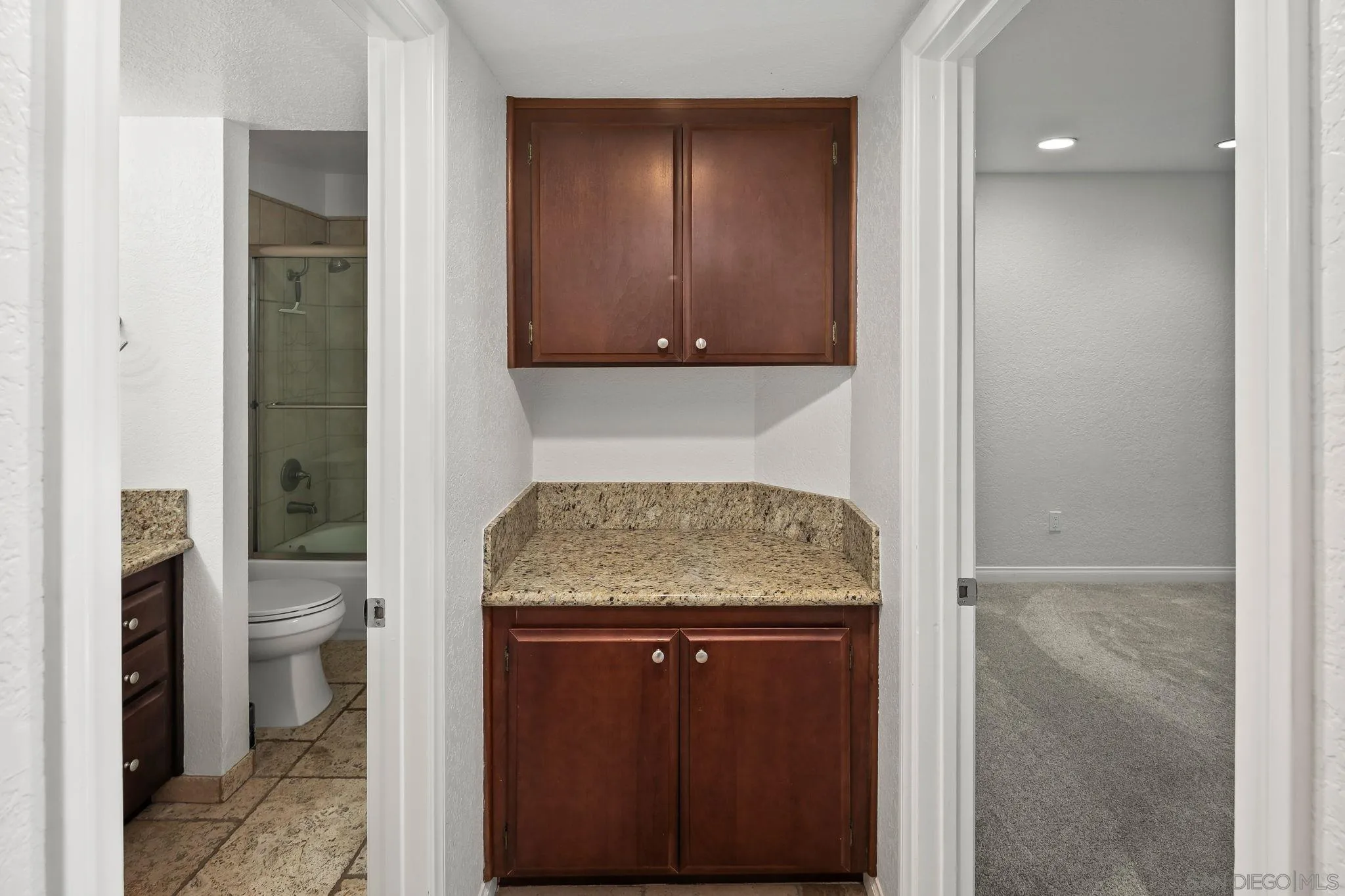 Photo #19: 260008761 Listing: Photo #19