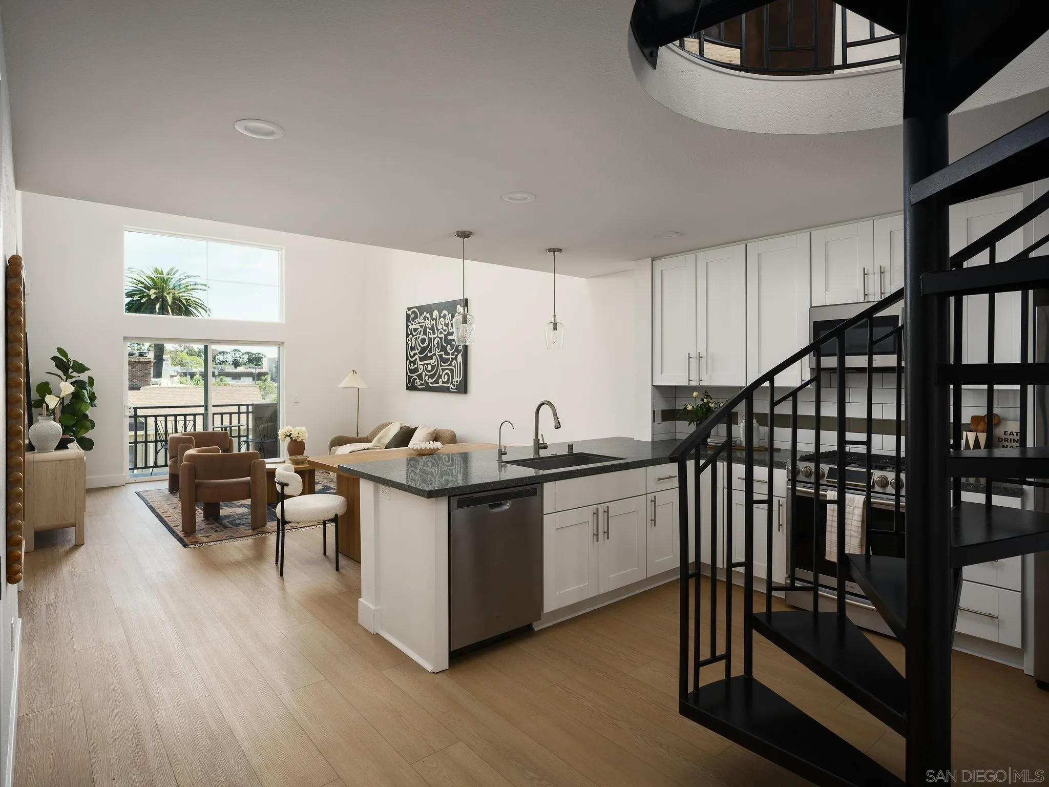 Photo #12: 260008763 Listing: Photo #12