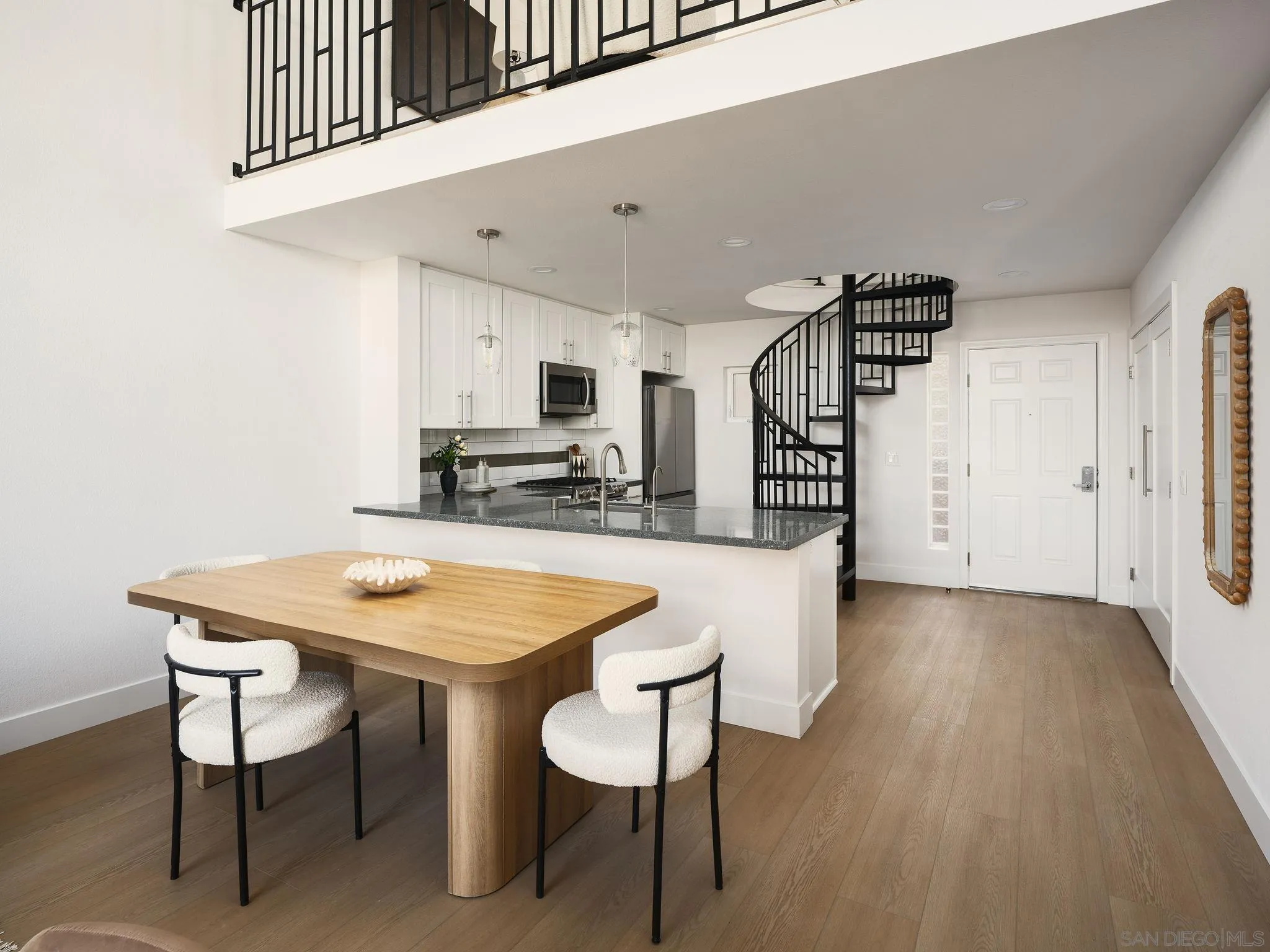 Photo #9: 260008763 Listing: Photo #9