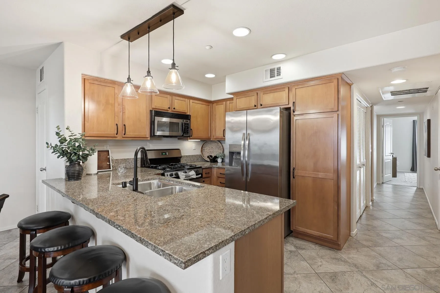 Photo #7: 260008764 Listing: Photo #7