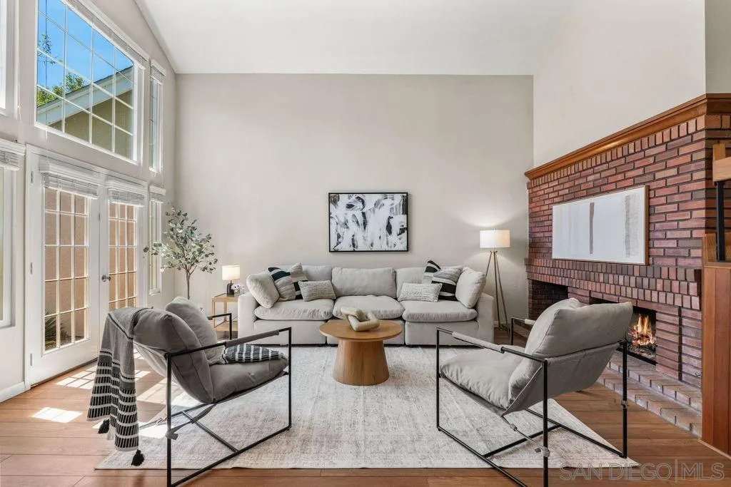 https://cdn.realtyfeed.com/cdn/127/260008765/53addd3c54e35254792083e2e05ef760.webp