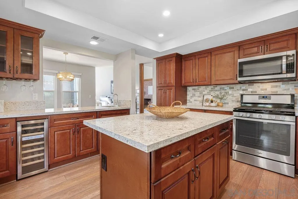 https://cdn.realtyfeed.com/cdn/127/260008765/8649c61a1413f6f2170950673fe8567d.webp