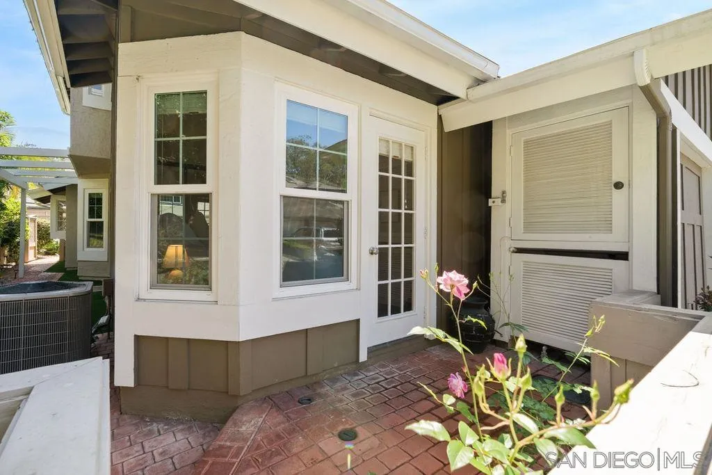 https://cdn.realtyfeed.com/cdn/127/260008765/fa8dd983d8c9cbe215b8d0381e572eb7.webp