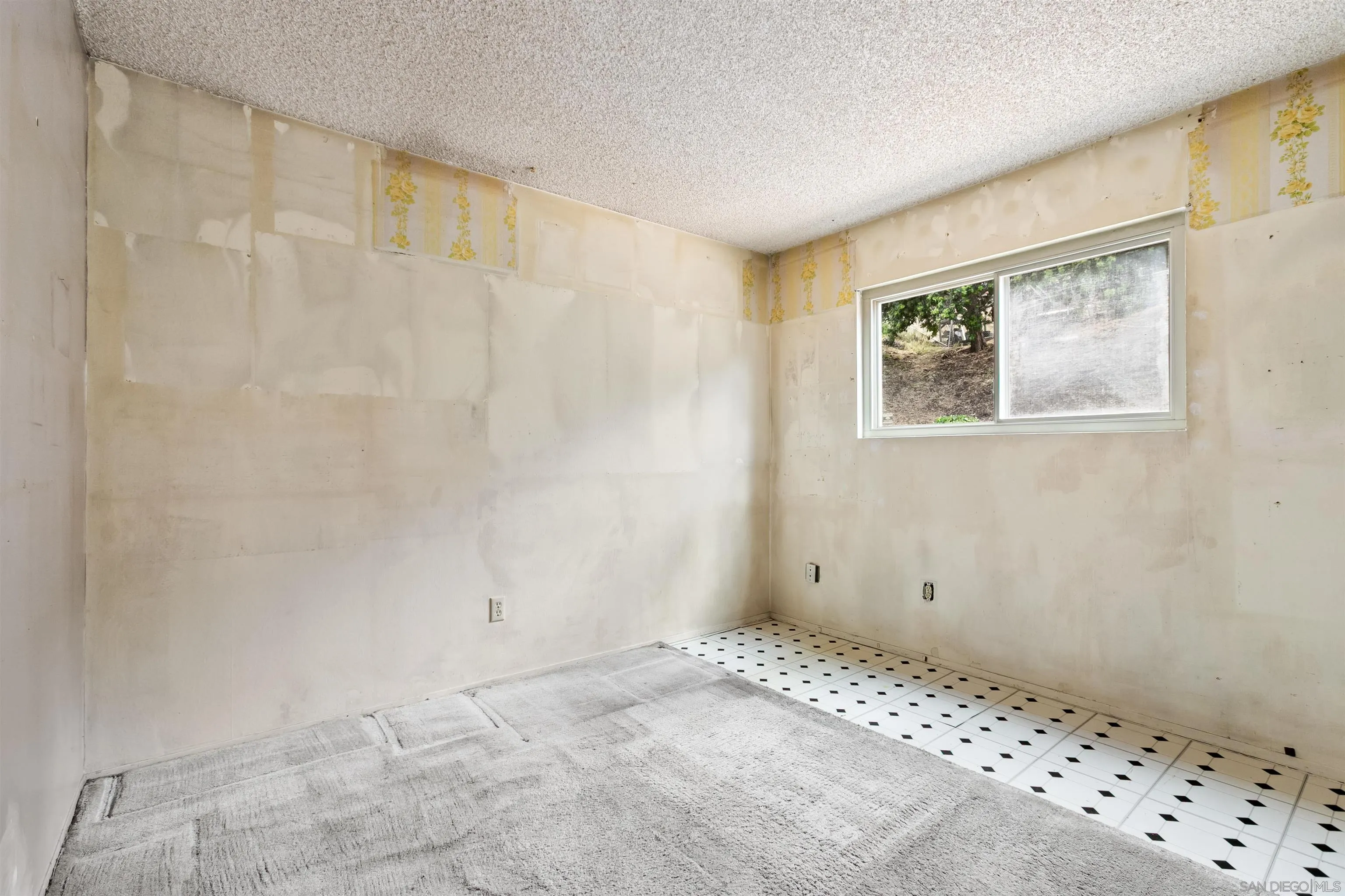 https://cdn.realtyfeed.com/cdn/127/260008766/1514d65dbbbdd21673530749eaa9deb8.webp