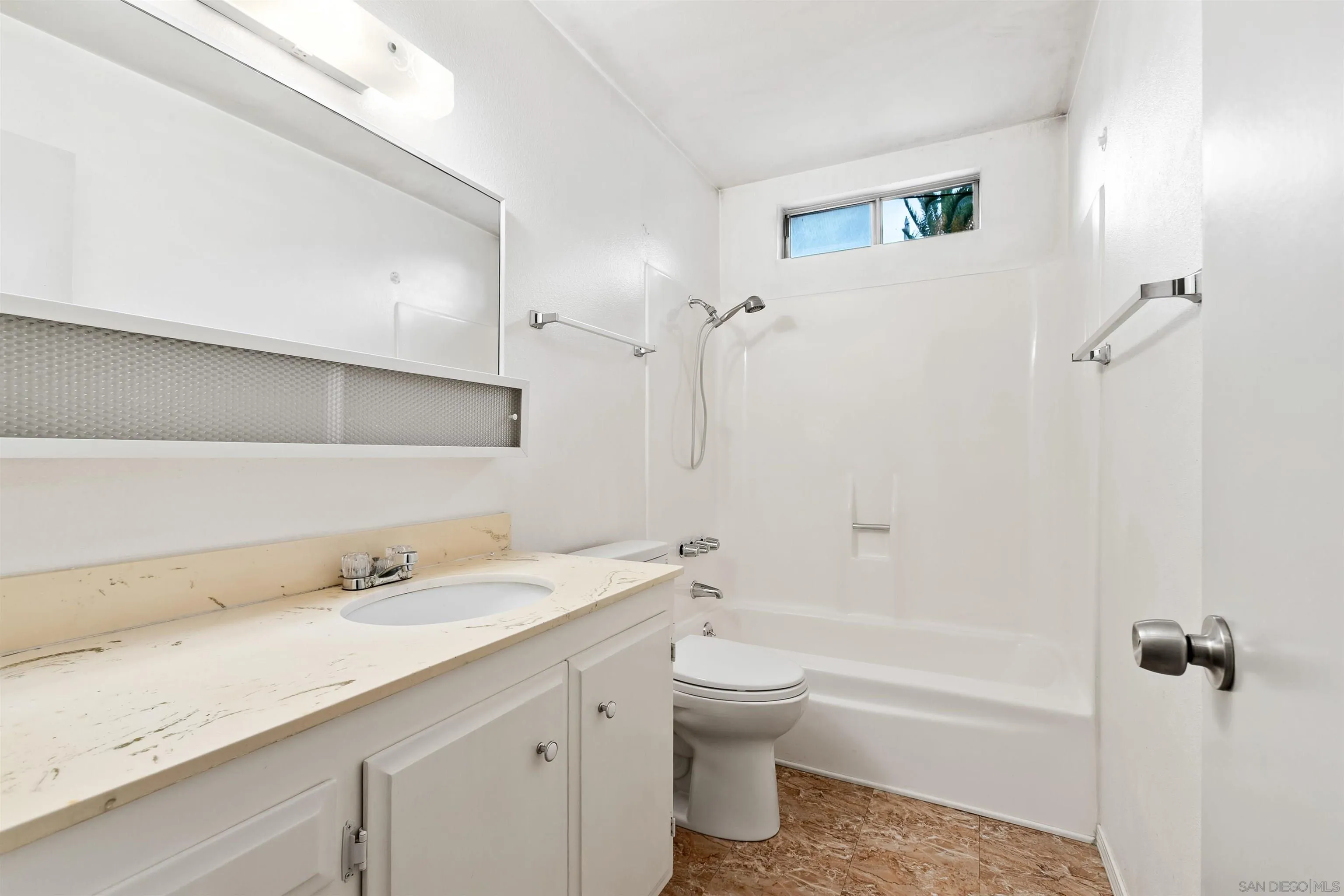 https://cdn.realtyfeed.com/cdn/127/260008766/167fecbc0428bec1c9b0b80dc9811422.webp