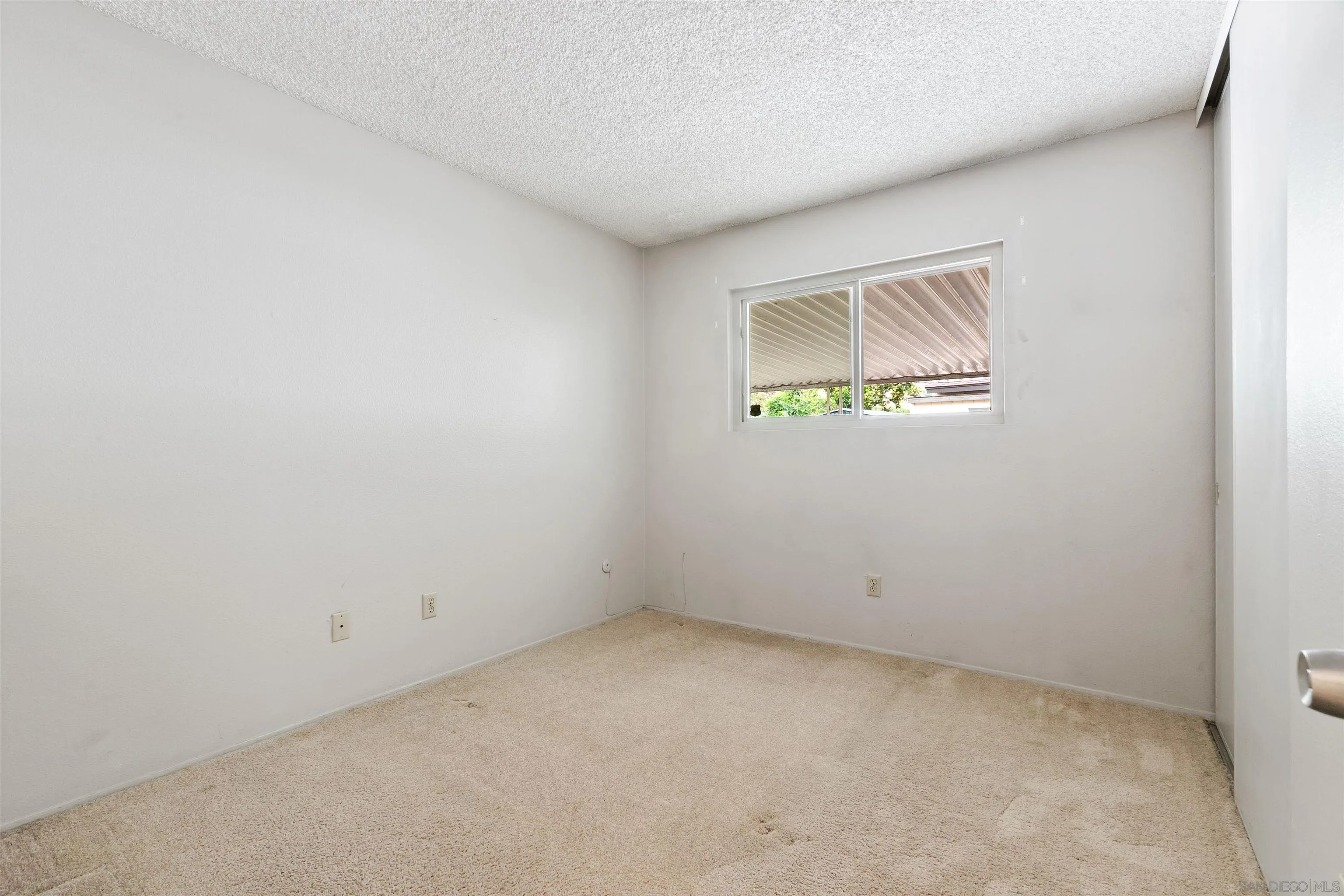 https://cdn.realtyfeed.com/cdn/127/260008766/6c2411a487a095b9148ab7cd6aa906dc.webp