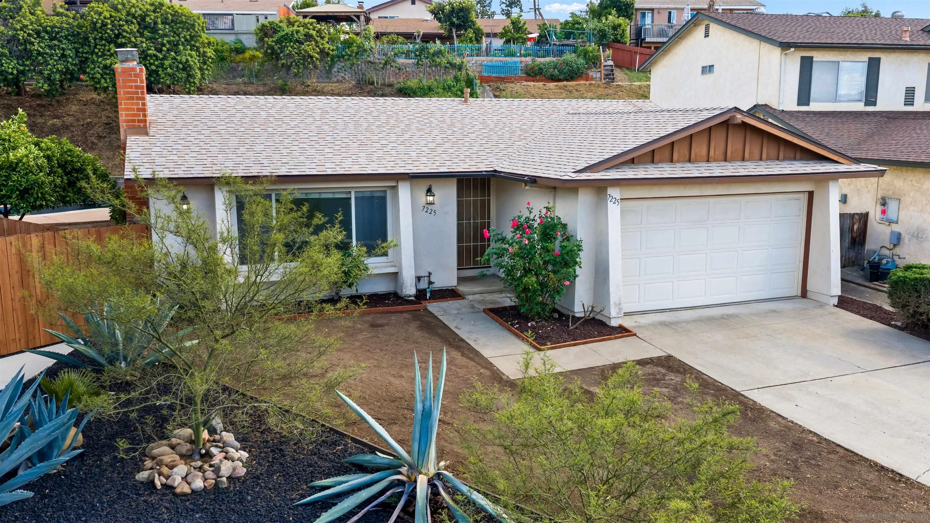https://cdn.realtyfeed.com/cdn/127/260008766/9b22d39e1acededcf6ee011c343f1479.webp