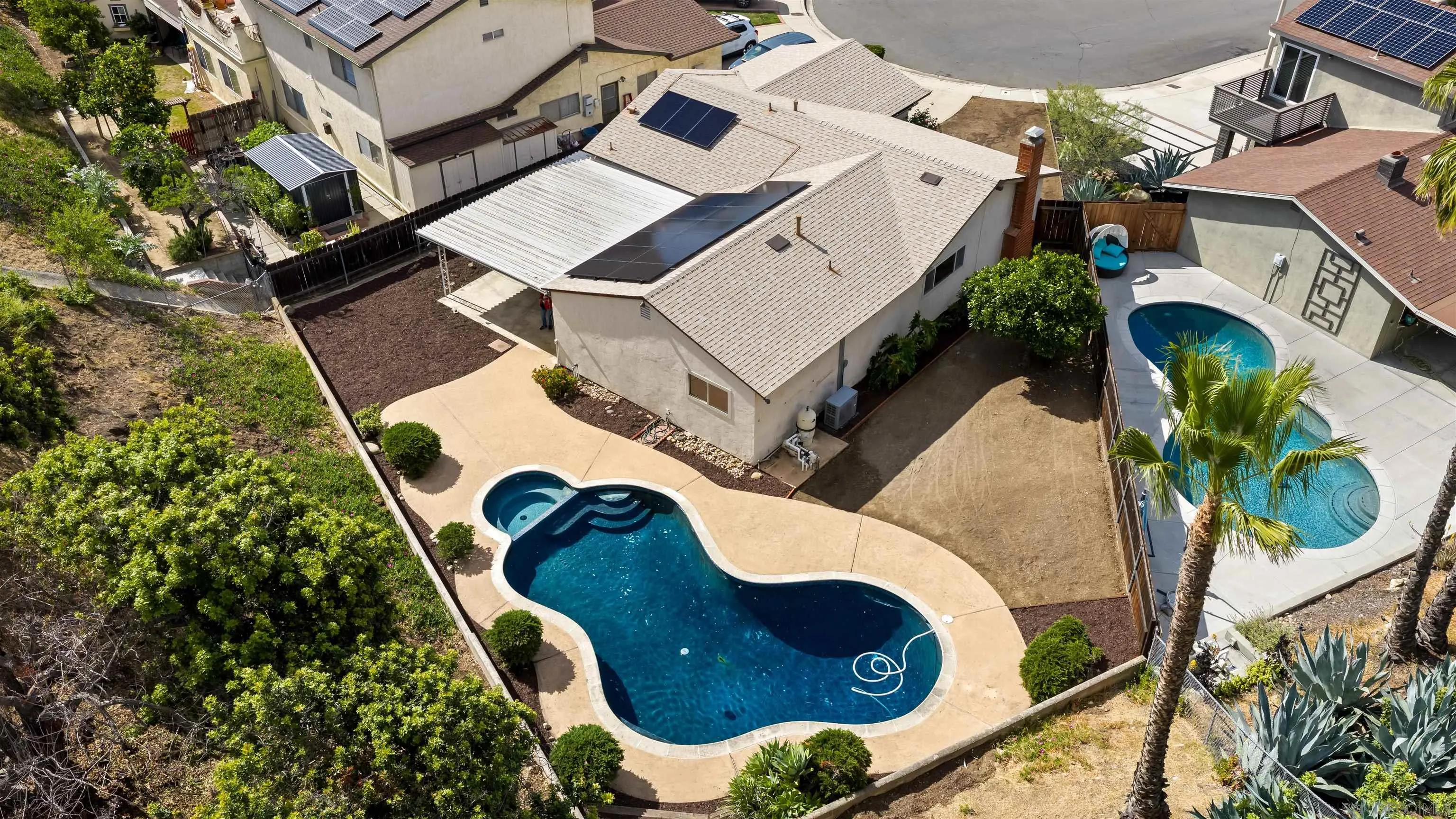 https://cdn.realtyfeed.com/cdn/127/260008766/acf7d1c4b447c1290f03a07767358fc5.webp