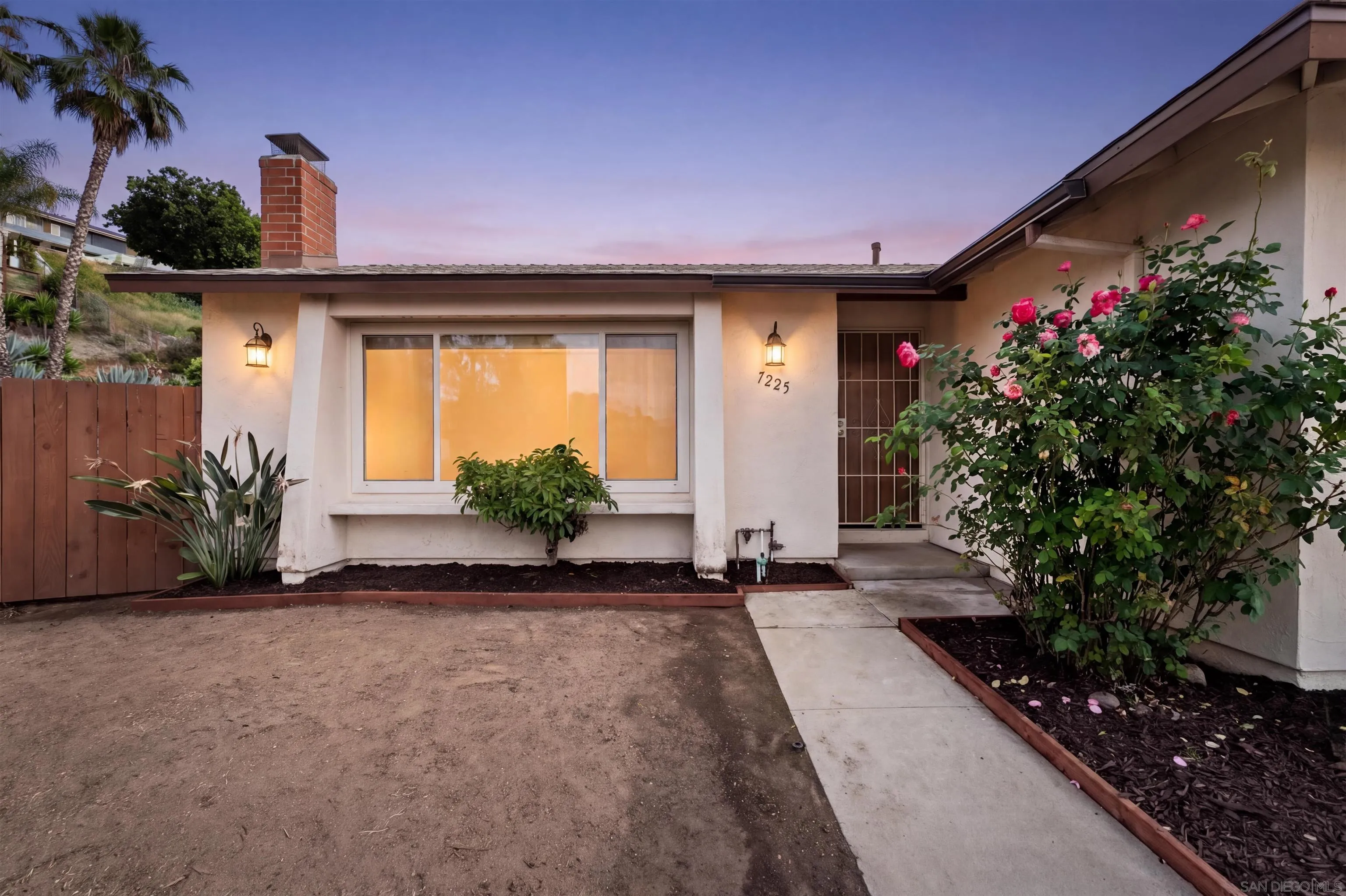 https://cdn.realtyfeed.com/cdn/127/260008766/e0411131e11f4525a4e06fddf9018d63.webp