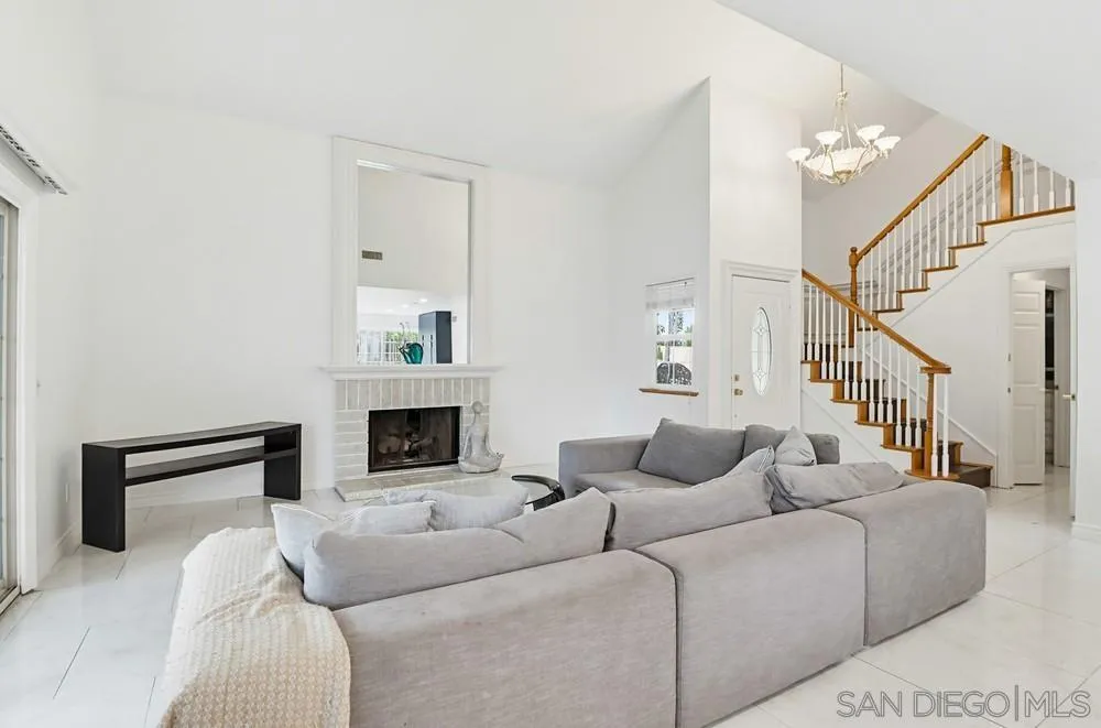 https://cdn.realtyfeed.com/cdn/127/260008767/54e90388298f04bf3f84ae0d1b127a21.webp
