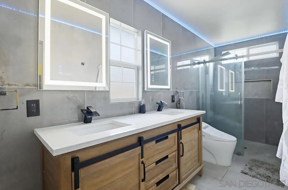 https://cdn.realtyfeed.com/cdn/127/260008767/5b7fe2446b40aa178710afbff0a27a9b.webp