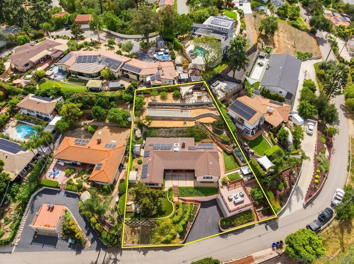 https://cdn.realtyfeed.com/cdn/127/260008769/1895bcae3444335fb80e554fff324522.webp