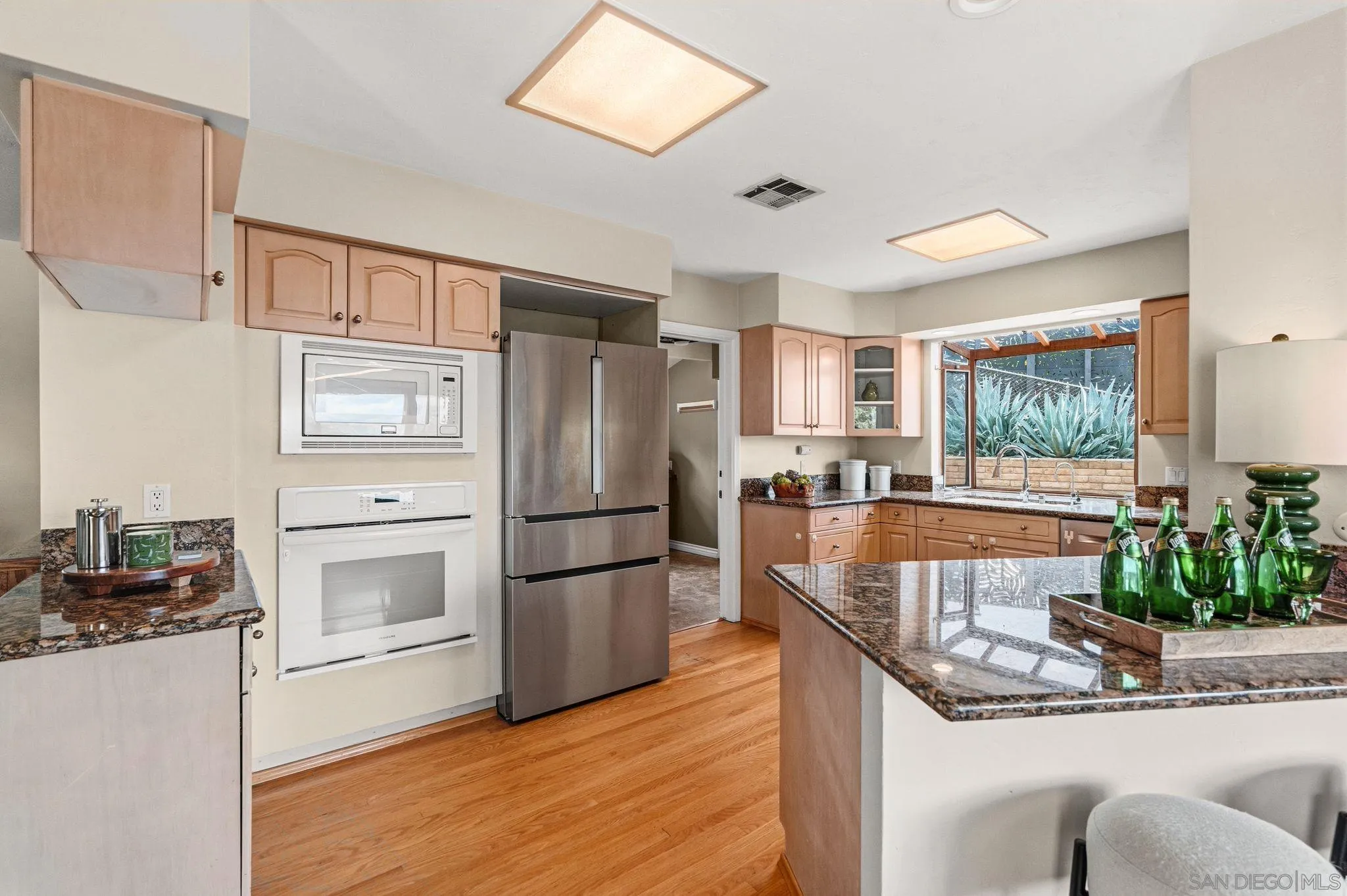 https://cdn.realtyfeed.com/cdn/127/260008769/70f6b636f3931d0659bfa665895e5738.webp