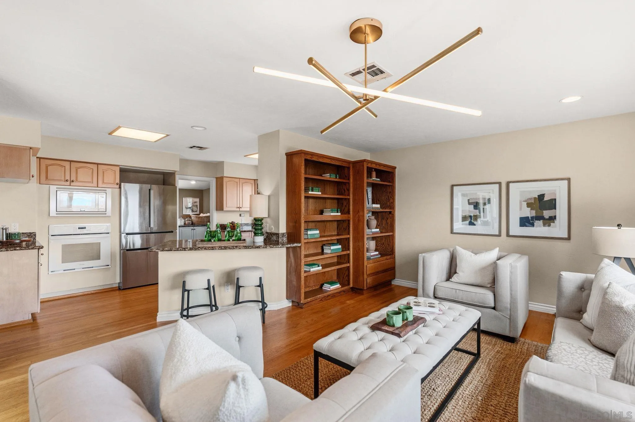 https://cdn.realtyfeed.com/cdn/127/260008769/aaf82974926ca783ca84725665896224.webp