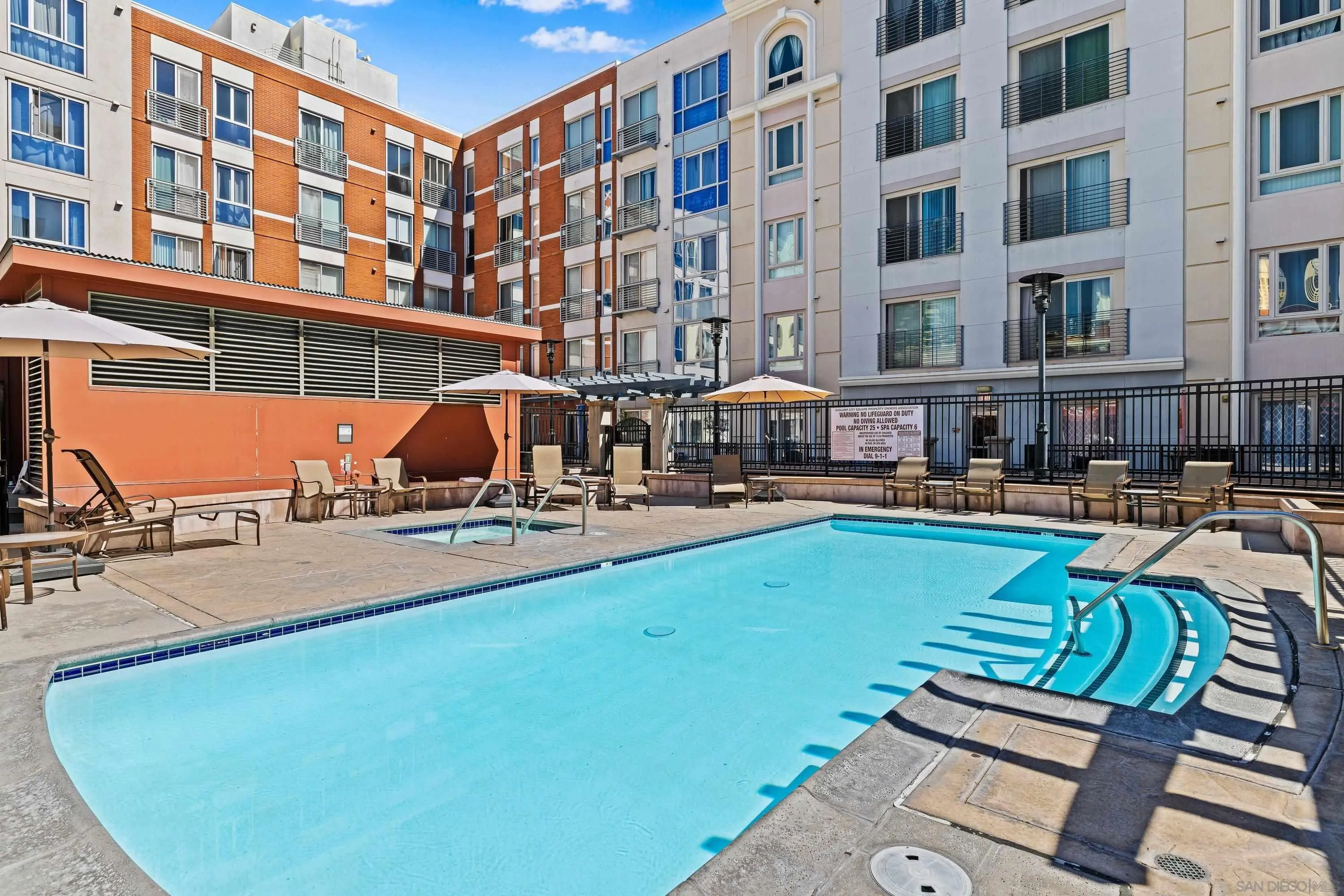 https://cdn.realtyfeed.com/cdn/127/260008776/26b639558a62ee13a3833ae4e80d5417.webp