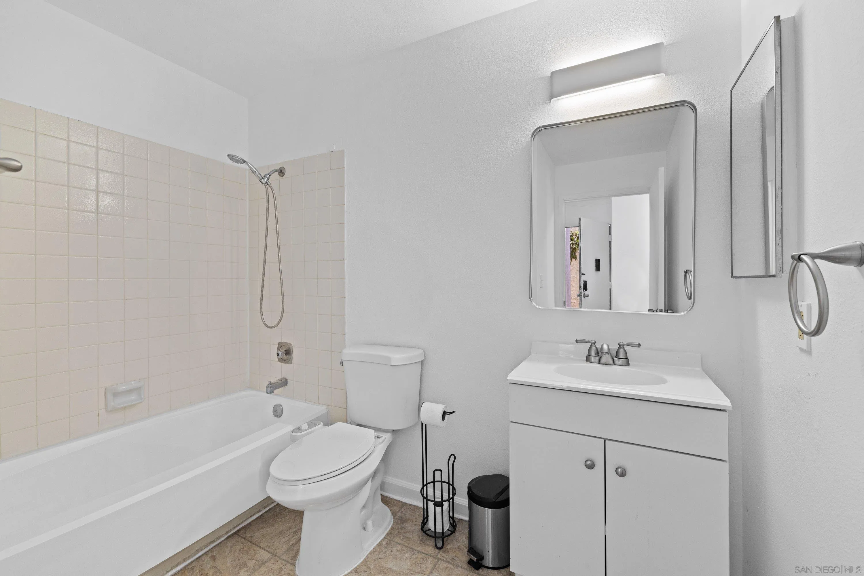 3209 Midway Dr UNIT 203, San Diego, CA, 92110