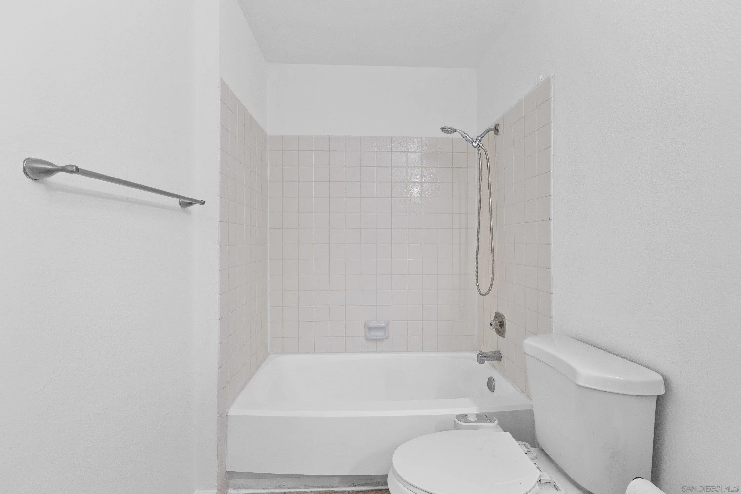 3209 Midway Dr UNIT 203, San Diego, CA, 92110