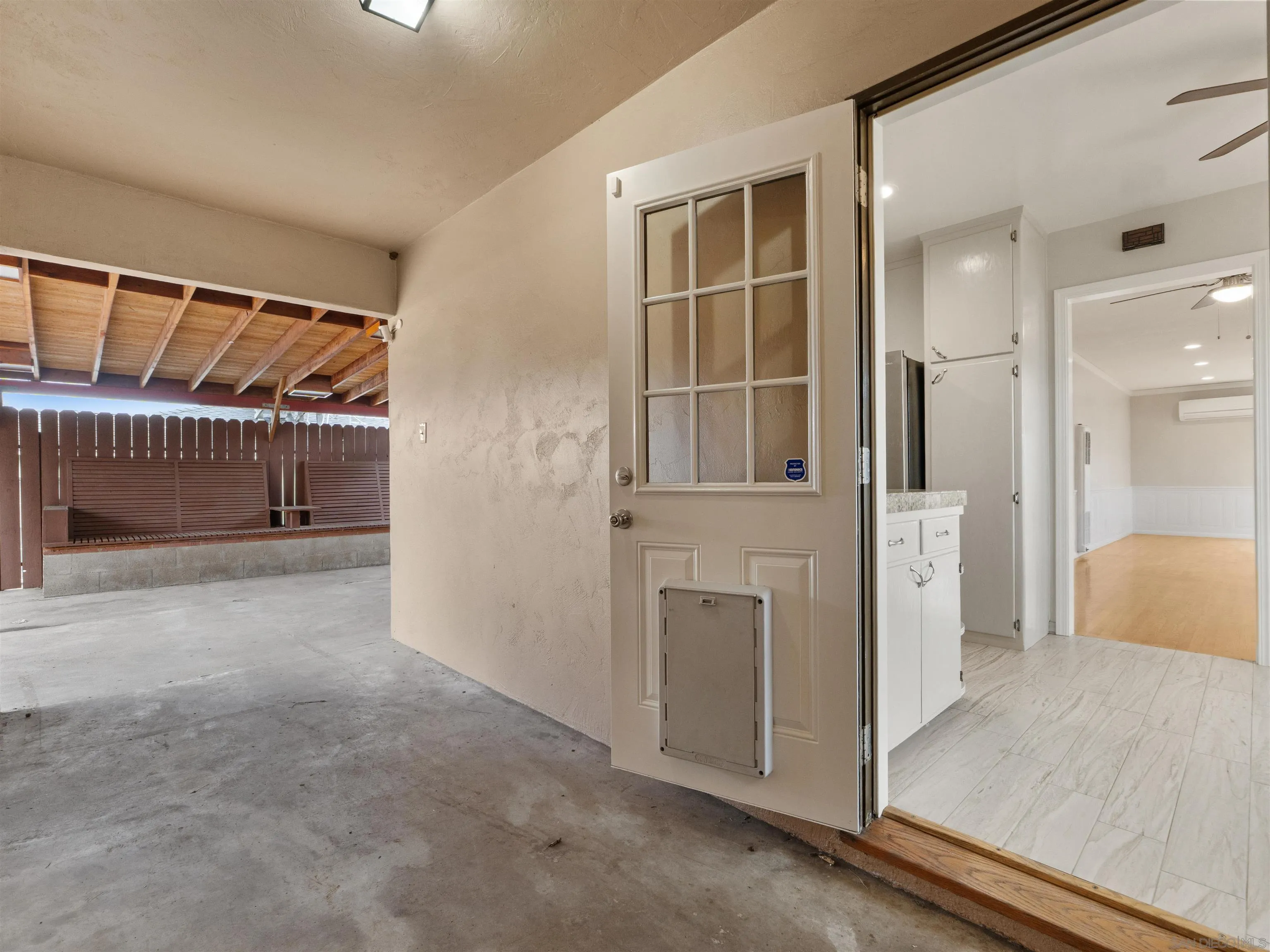 https://cdn.realtyfeed.com/cdn/127/260008782/2c0491692f8cfad38363f00b57c592e5.webp