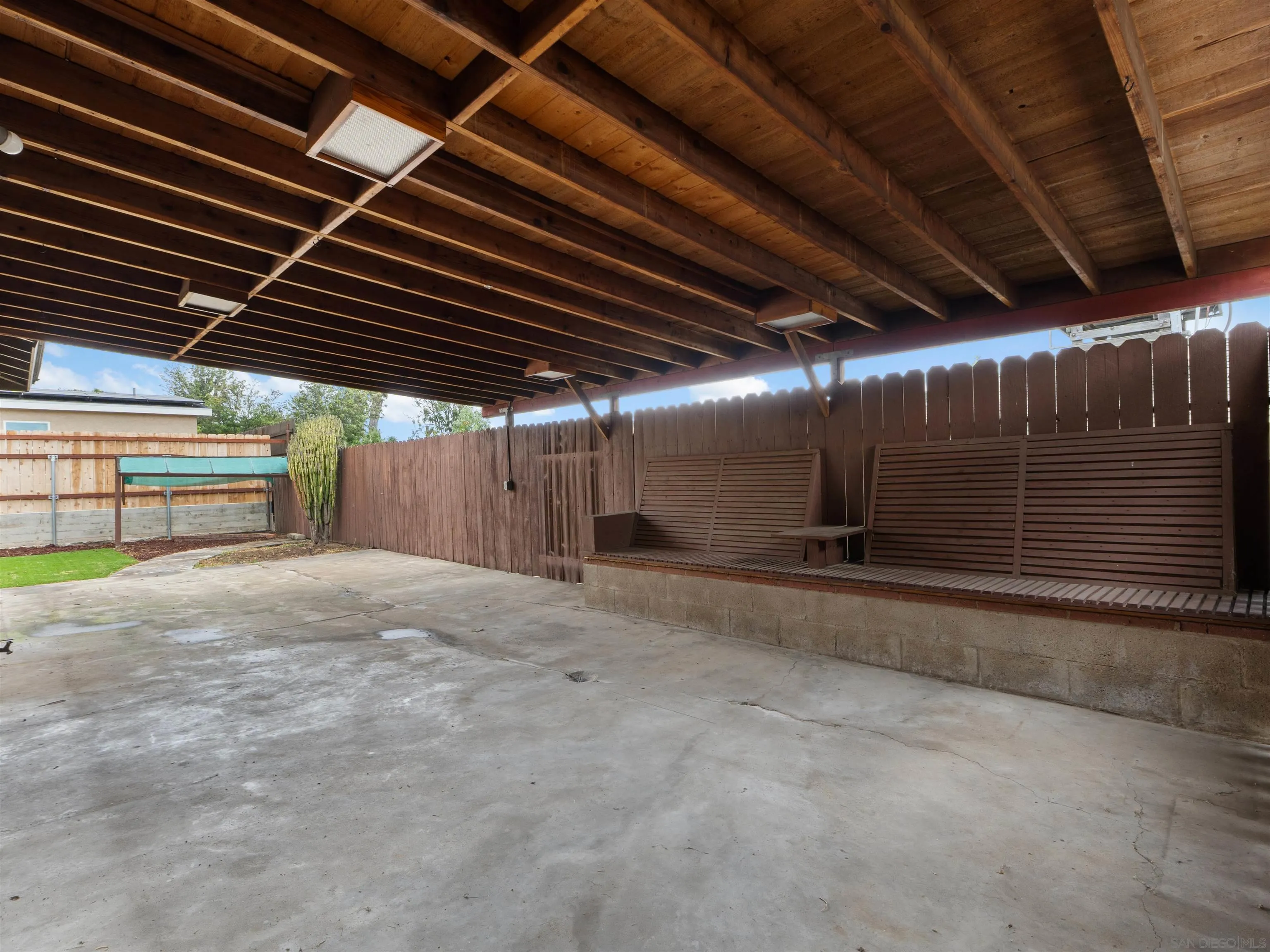 https://cdn.realtyfeed.com/cdn/127/260008782/4d81d742b3c103622849649396991375.webp