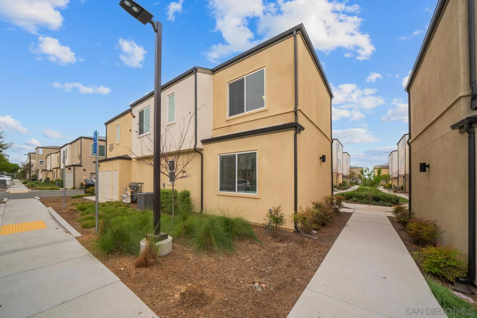 Photo #26: 260008791 Listing: Photo #26