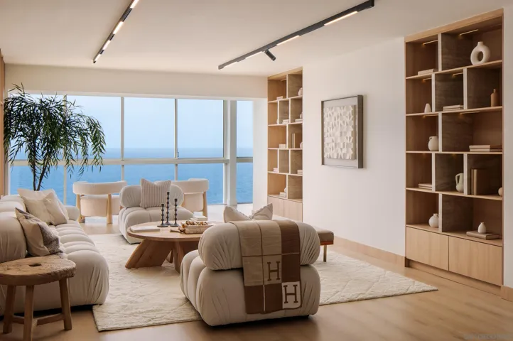 939 COAST #17D, LA JOLLA, CA 92037  Photo 5