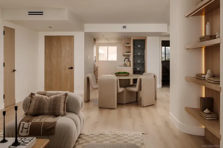 939 COAST #14C, LA JOLLA, CA 92037  Photo 5