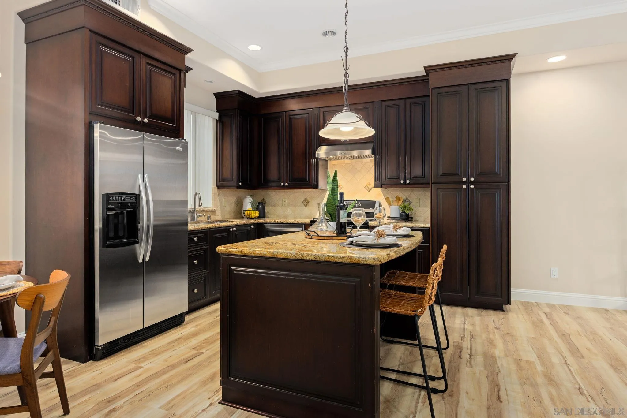 https://cdn.realtyfeed.com/cdn/127/260008801/809d43ac7921b5f003a1f0ee3c31d896.webp