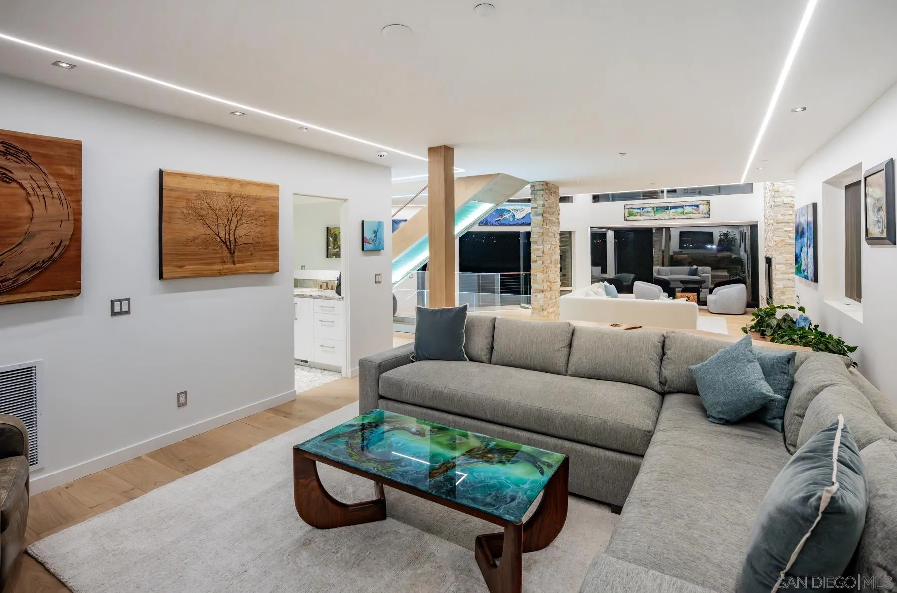 https://cdn.realtyfeed.com/cdn/127/260008807/106c3a079b05b88f2d0e090d9023b743.webp