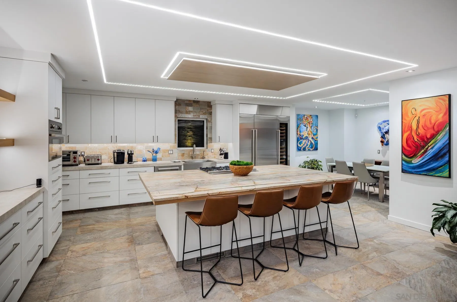 https://cdn.realtyfeed.com/cdn/127/260008807/2e6906b6262896bf698273fee00cce25.webp