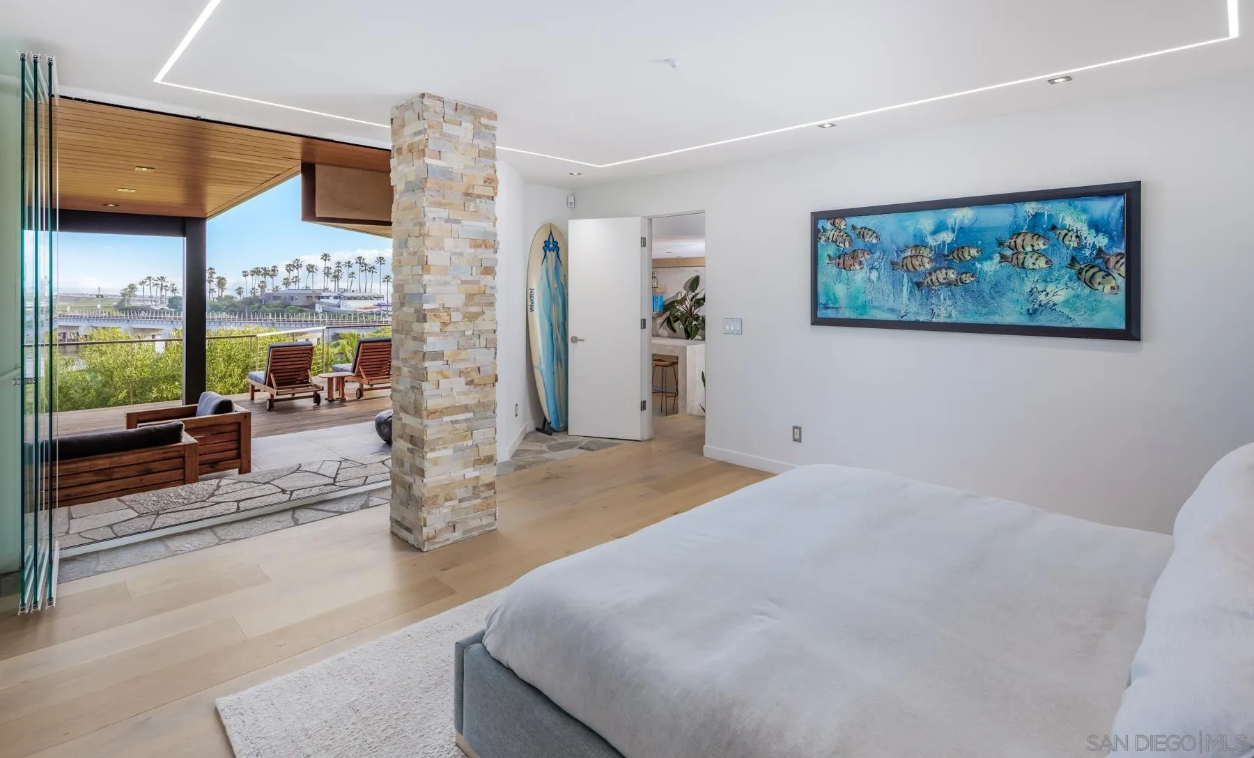 https://cdn.realtyfeed.com/cdn/127/260008807/52f0d8011e4b04e319100f8994631042.webp