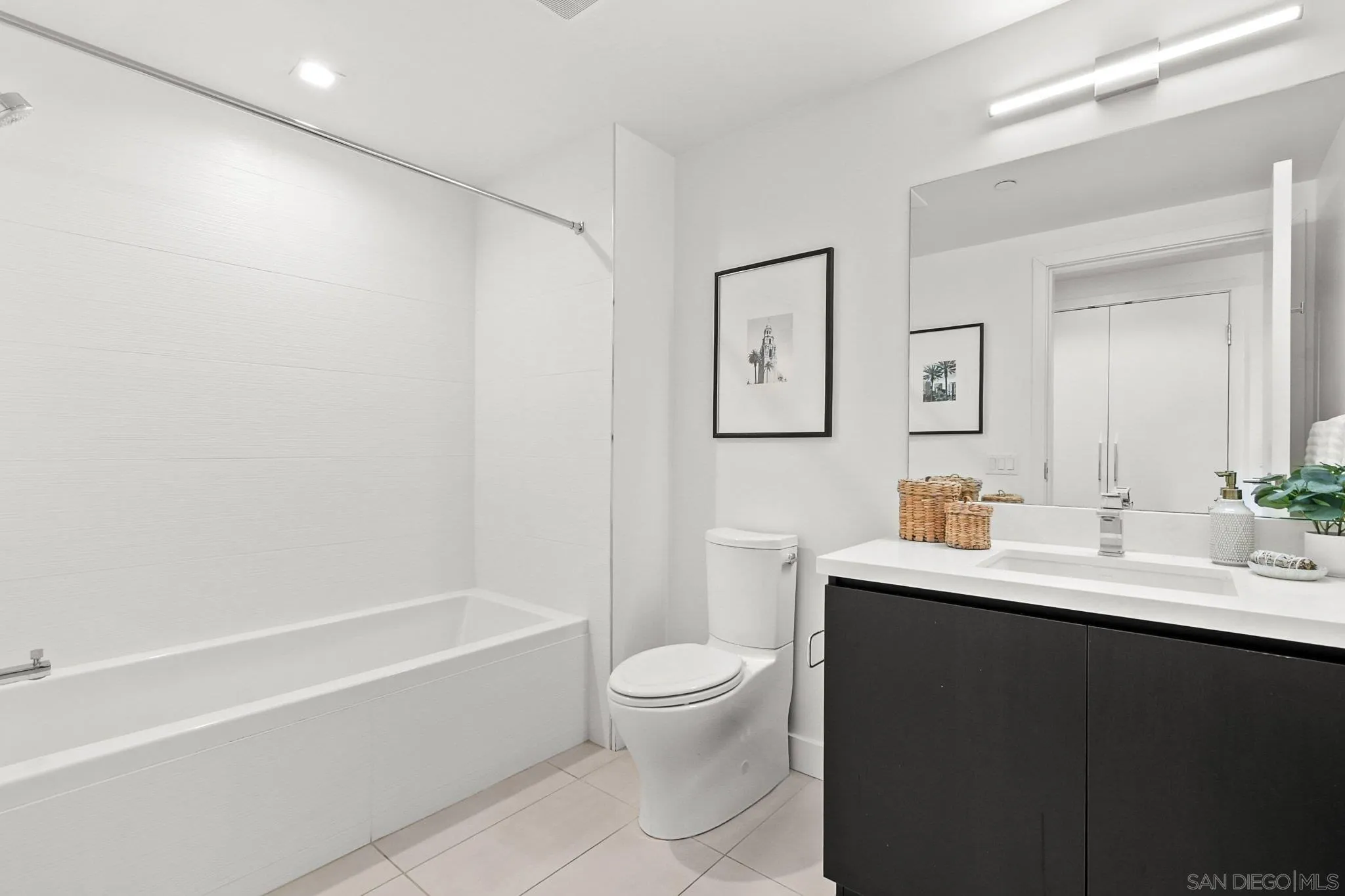 https://cdn.realtyfeed.com/cdn/127/260008811/0b7f5a1c4938ccbdb4744a6eeeab23b3.webp