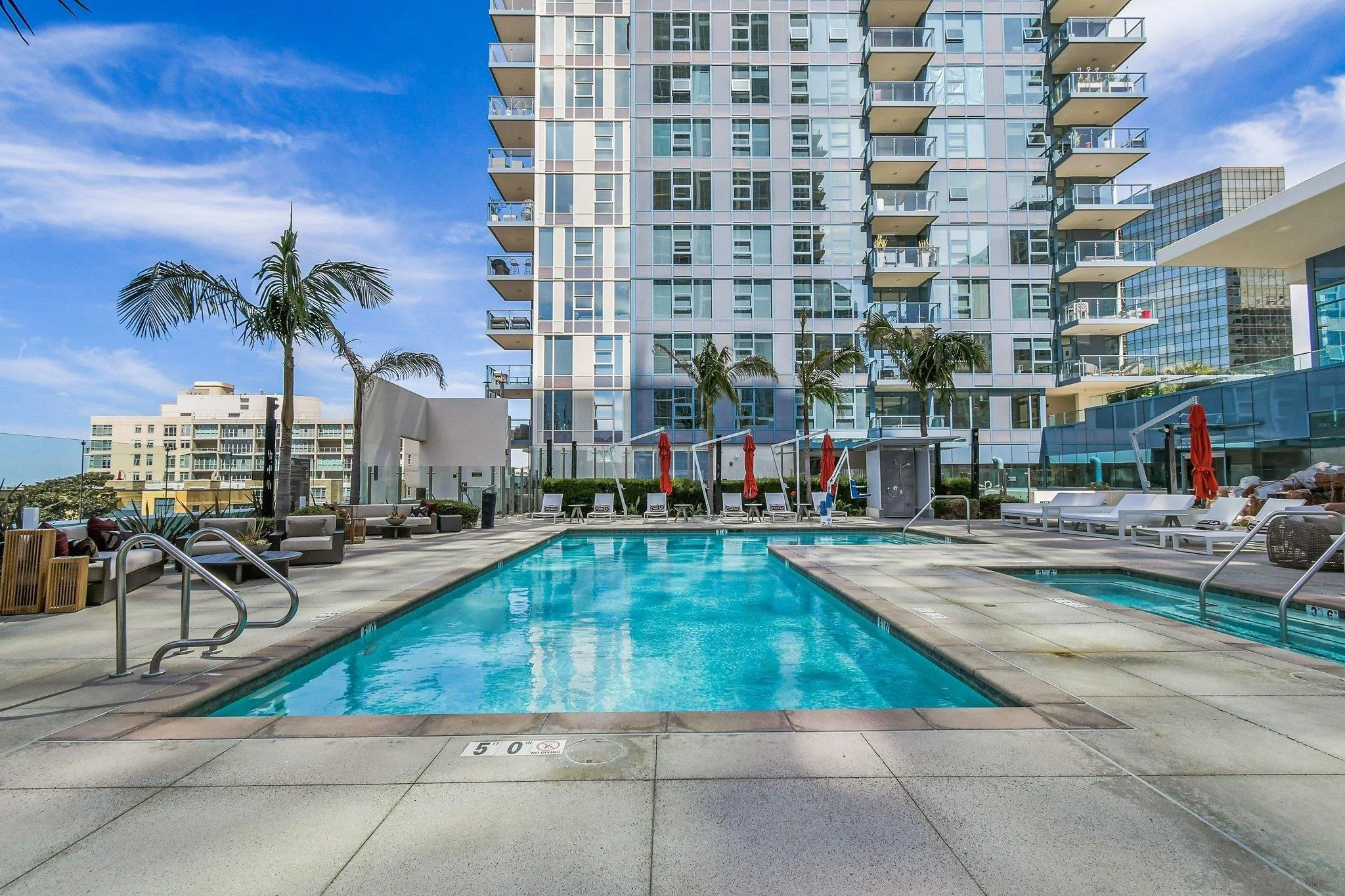 https://cdn.realtyfeed.com/cdn/127/260008811/46c0225a2c86ad37101692716018997e.webp