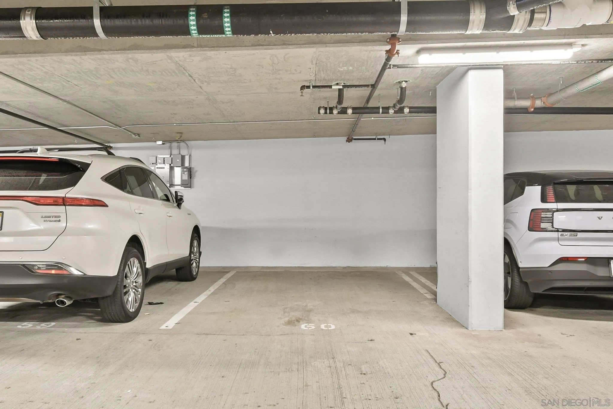 https://cdn.realtyfeed.com/cdn/127/260008811/482f804de68314ae1220be79a3102dda.webp