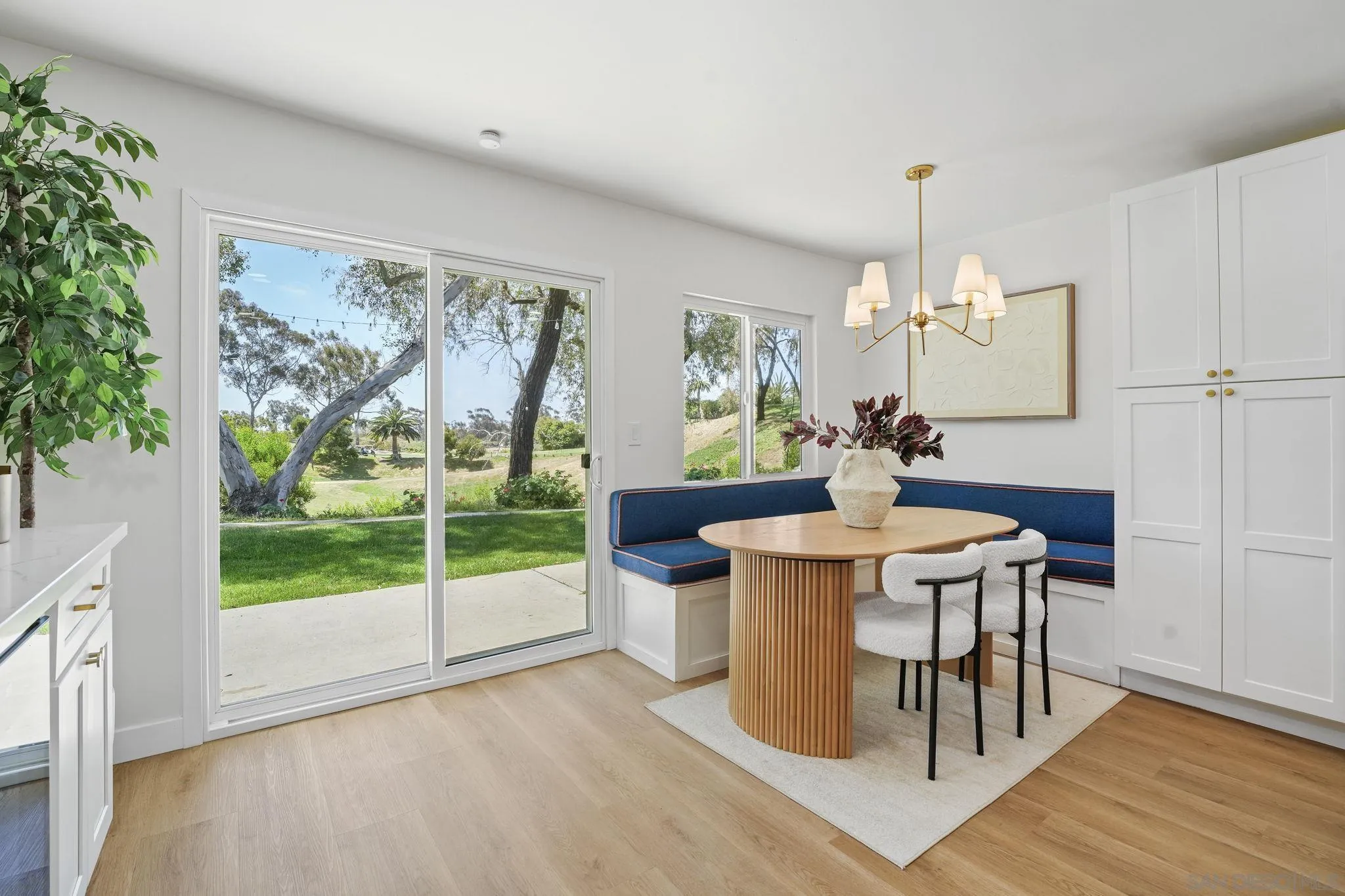https://cdn.realtyfeed.com/cdn/127/260008817/7bcd29467ca75a3a4d86484a6db38199.webp