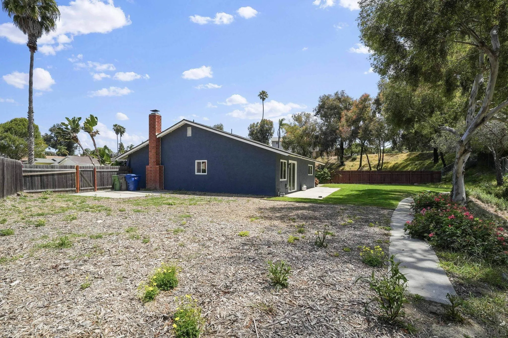 https://cdn.realtyfeed.com/cdn/127/260008817/8997889fb31a7b0a72c15302a33cc834.webp