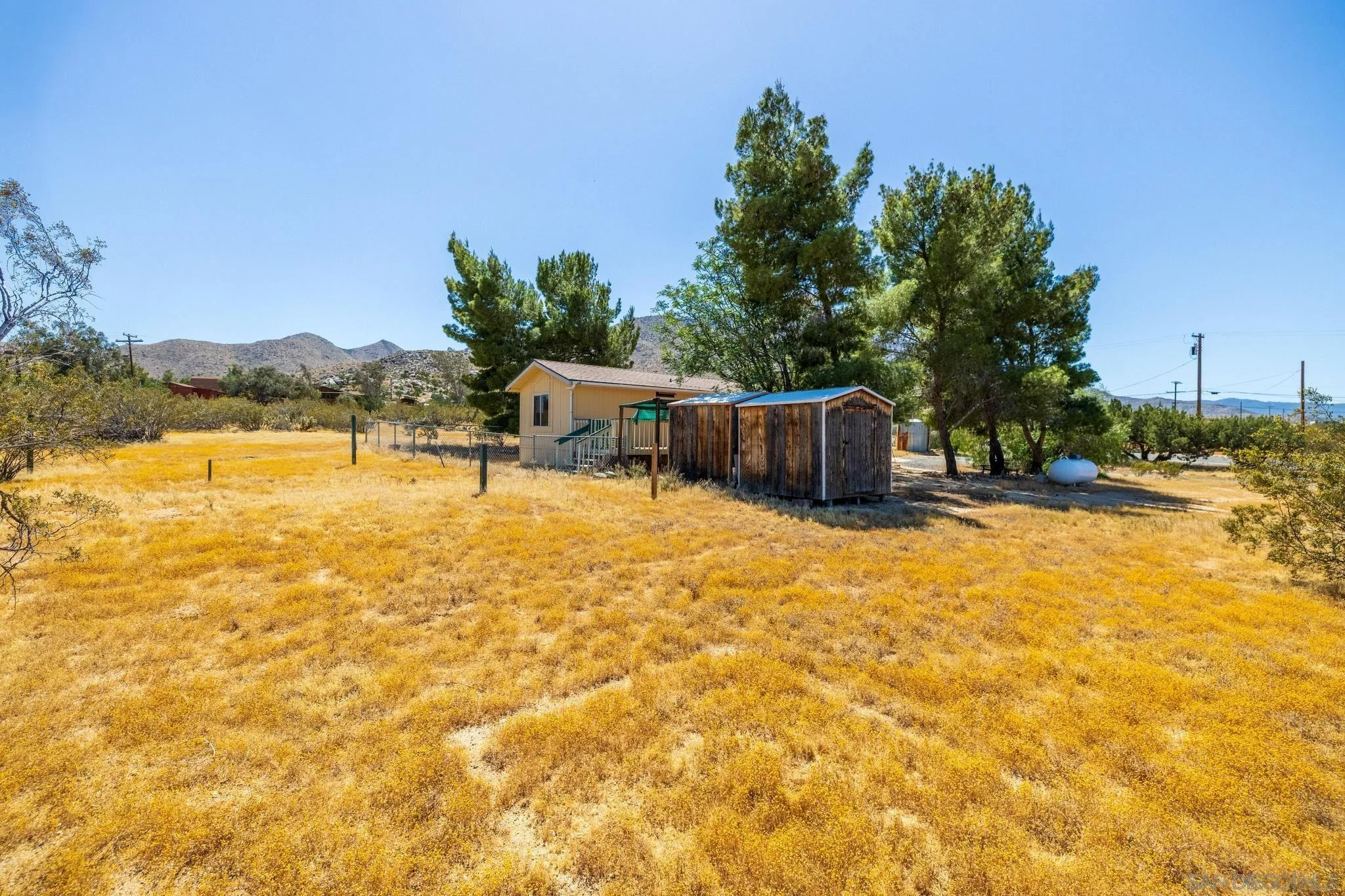 https://cdn.realtyfeed.com/cdn/127/260008818/3a2493f72ba11756afbfb3c1c69bc7e4.webp